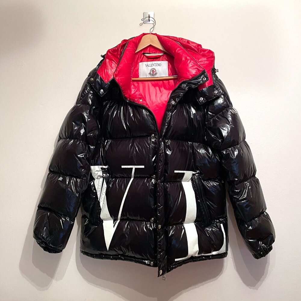 Valentino Garavani X Moncler Puffer Down Jacket XL (5) - Like New